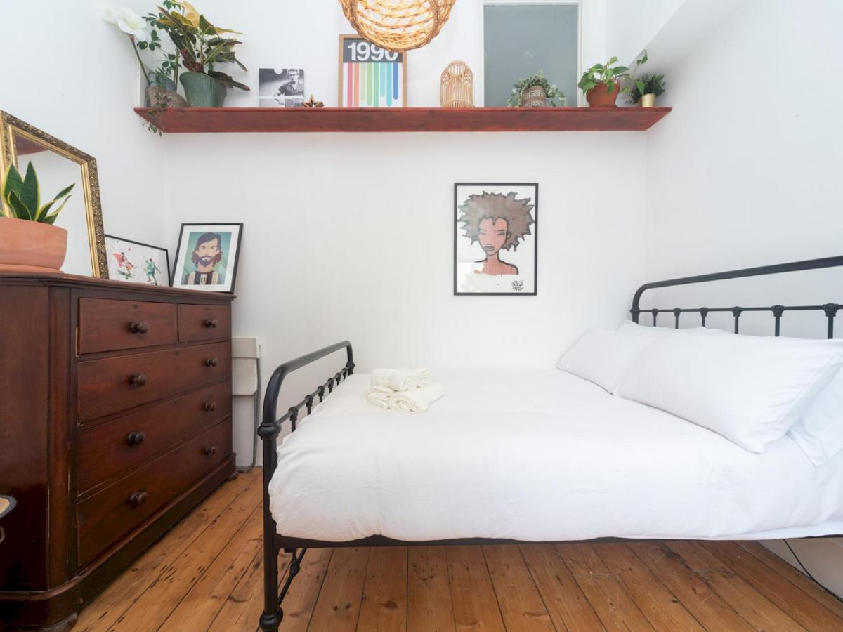 Pass The Keys Rustic And Quirky Flat In Charming Charlton Village London Eksteriør bilde
