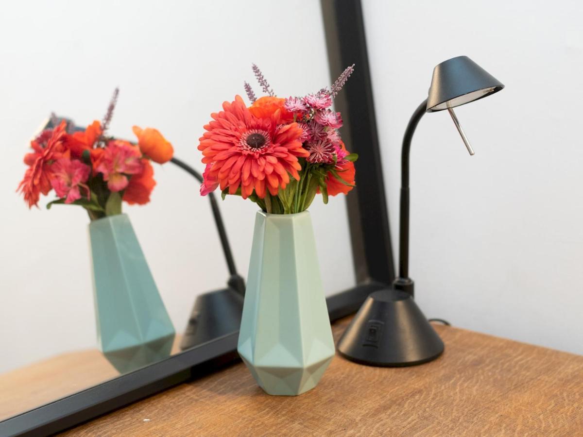 Pass The Keys Rustic And Quirky Flat In Charming Charlton Village London Eksteriør bilde