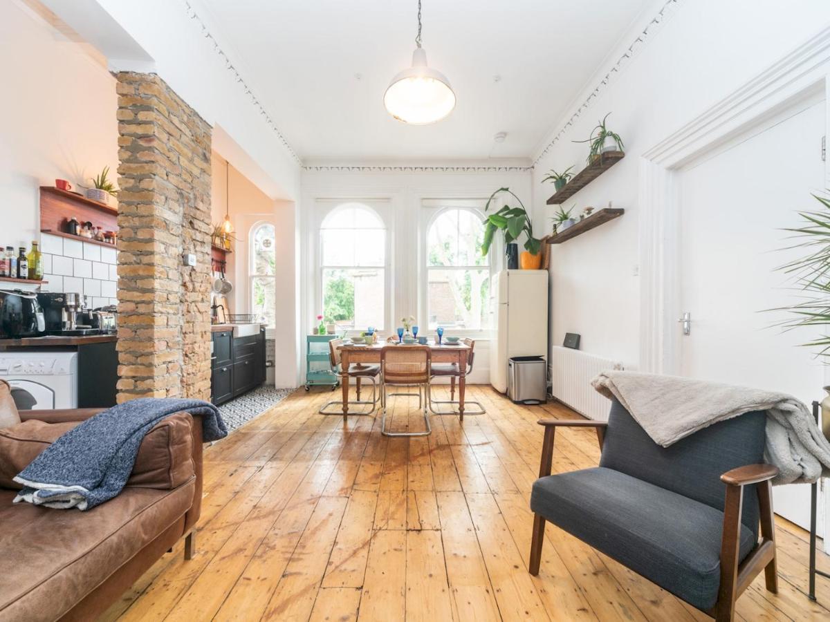 Pass The Keys Rustic And Quirky Flat In Charming Charlton Village London Eksteriør bilde