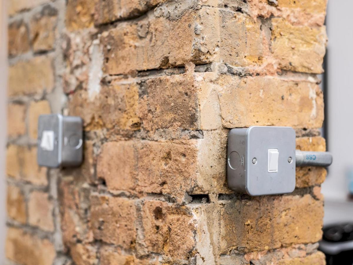 Pass The Keys Rustic And Quirky Flat In Charming Charlton Village London Eksteriør bilde