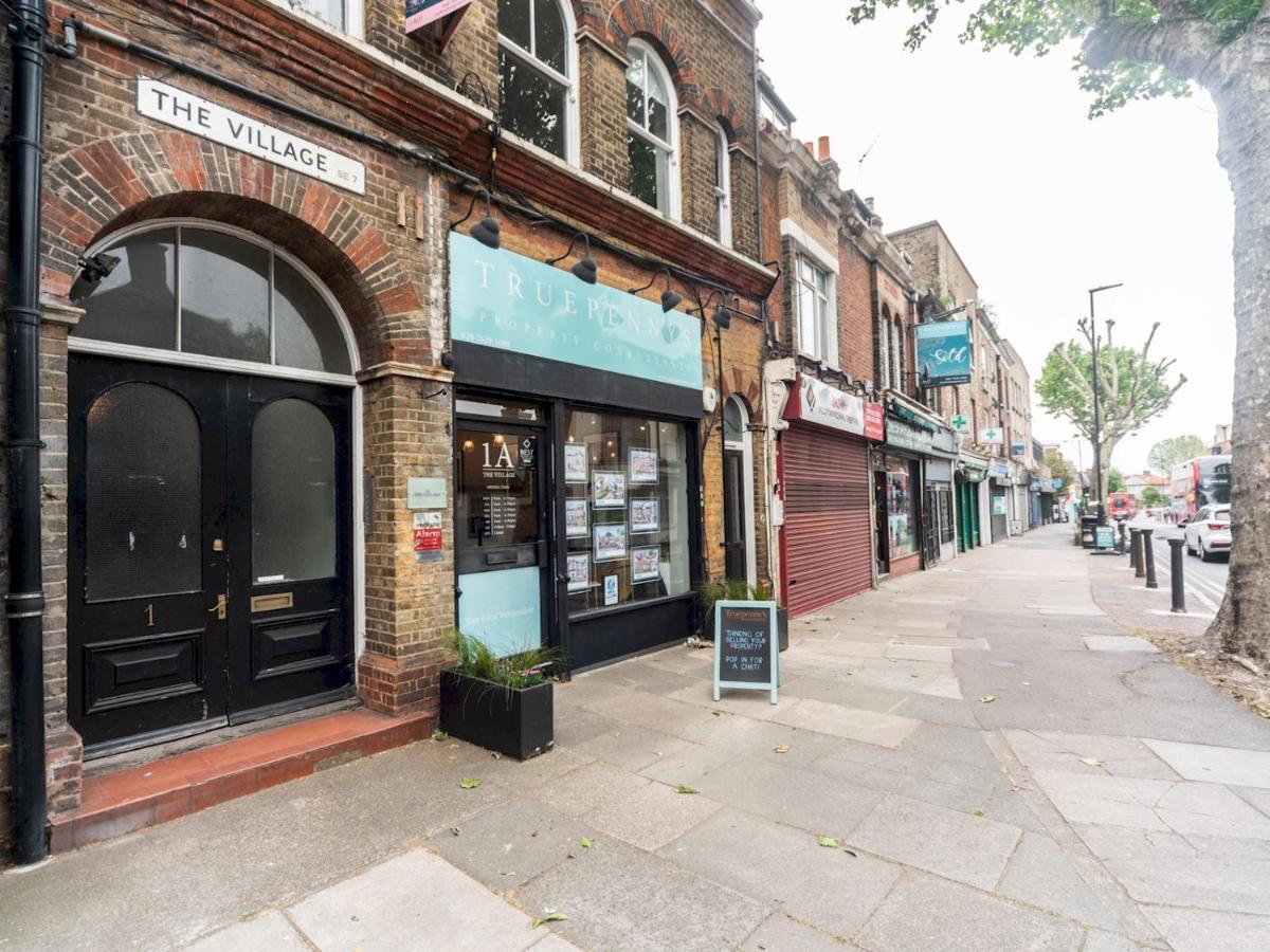 Pass The Keys Rustic And Quirky Flat In Charming Charlton Village London Eksteriør bilde