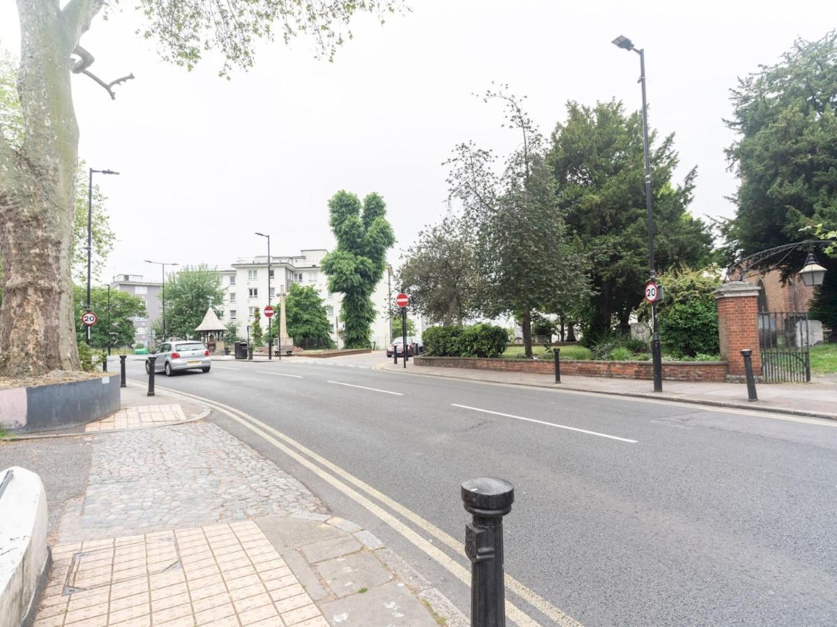 Pass The Keys Rustic And Quirky Flat In Charming Charlton Village London Eksteriør bilde