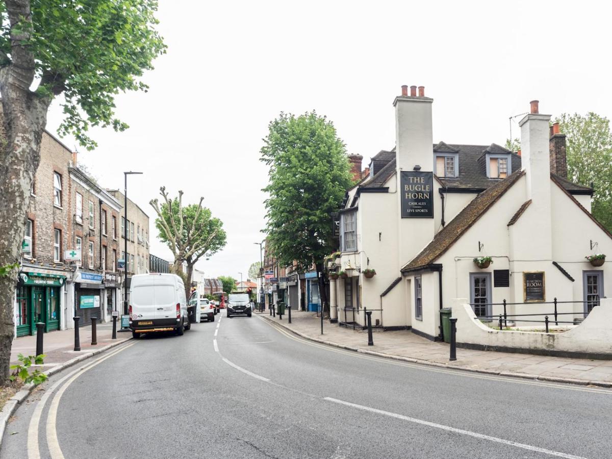 Pass The Keys Rustic And Quirky Flat In Charming Charlton Village London Eksteriør bilde